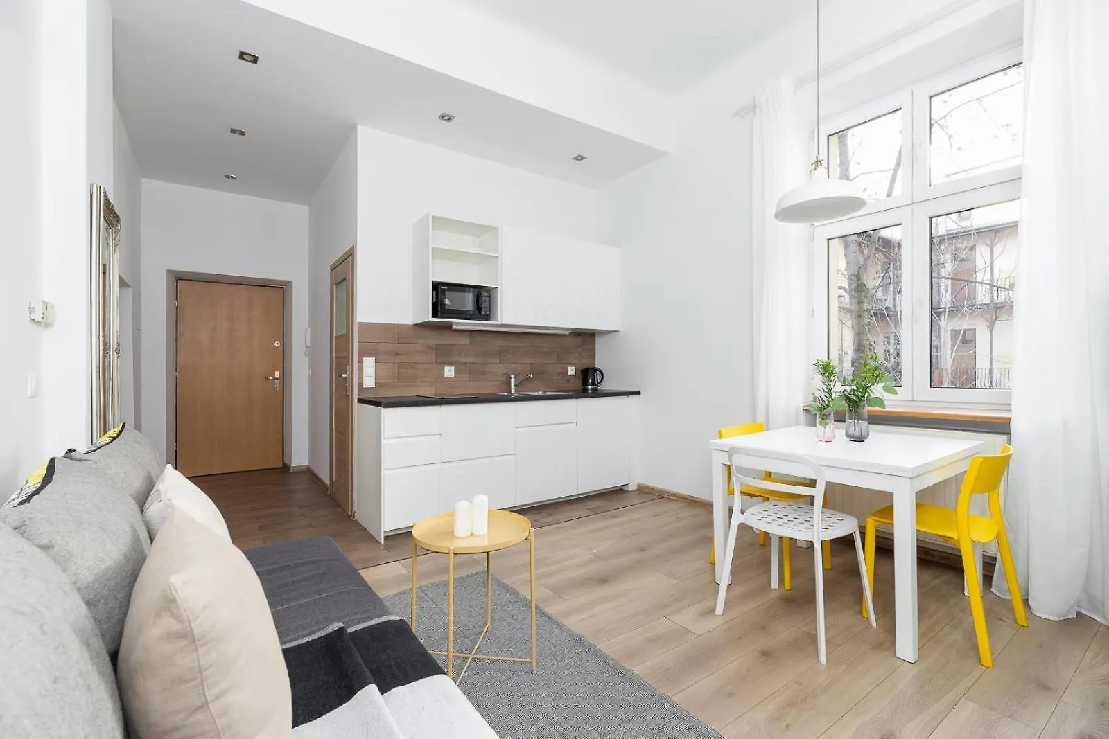 1 Bedroom Apartment - Ludwika Zamenhofa 6 Street Krakow Poland
